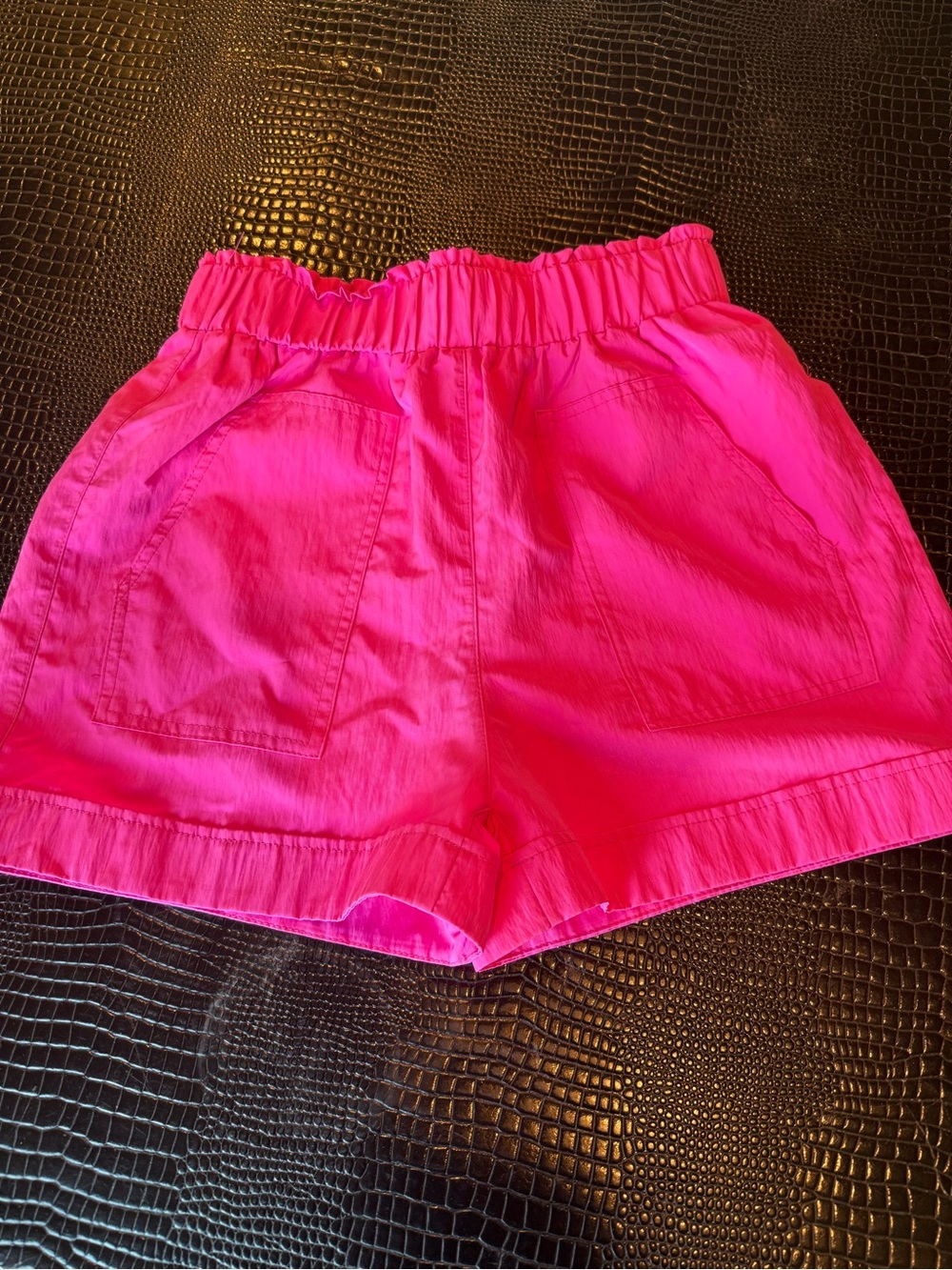glam Hot Pink High-Waist Casual Shorts with front pockets